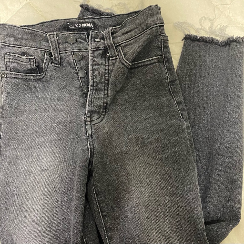 Ankle Cropped Jeans
